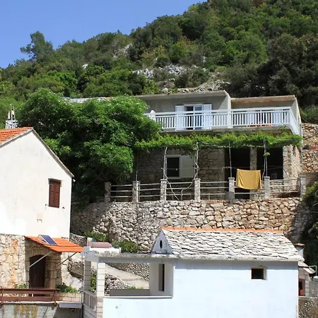 Uvala Pobij 8702a Apartamento Gdinj
