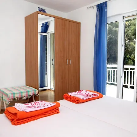 Uvala Pobij 8702a Appartement Gdinj